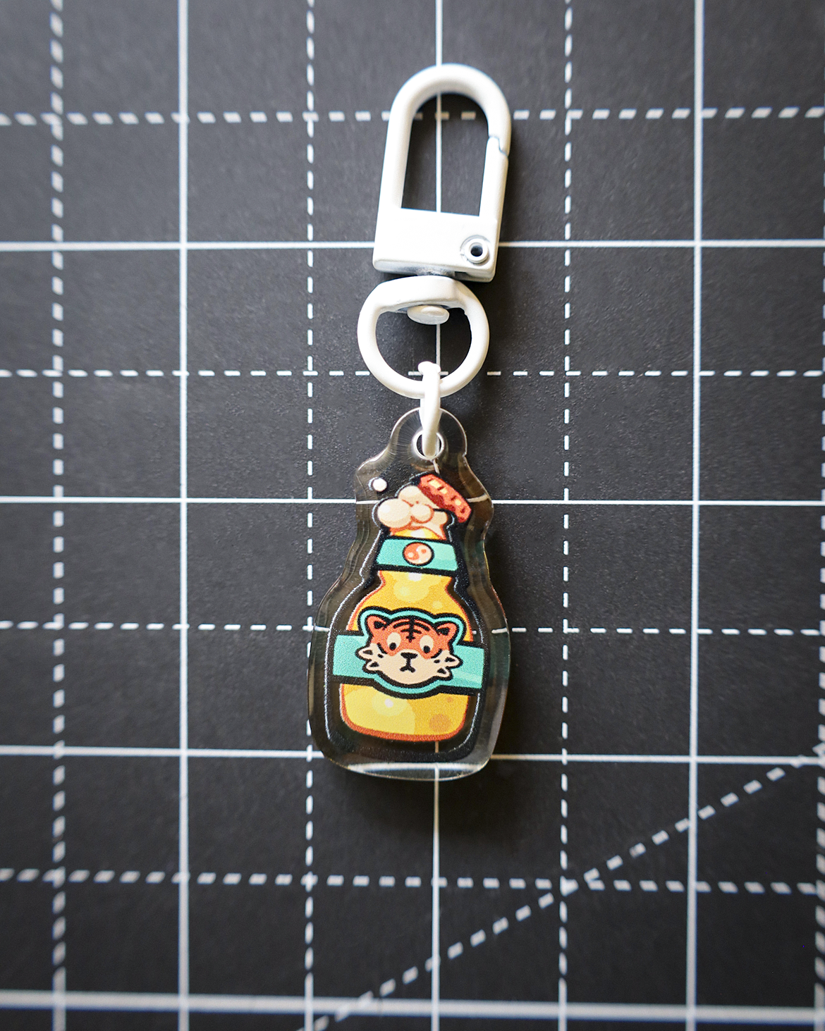 Moka Foodies - Bevy Acrylic Keychain (White Clasp)