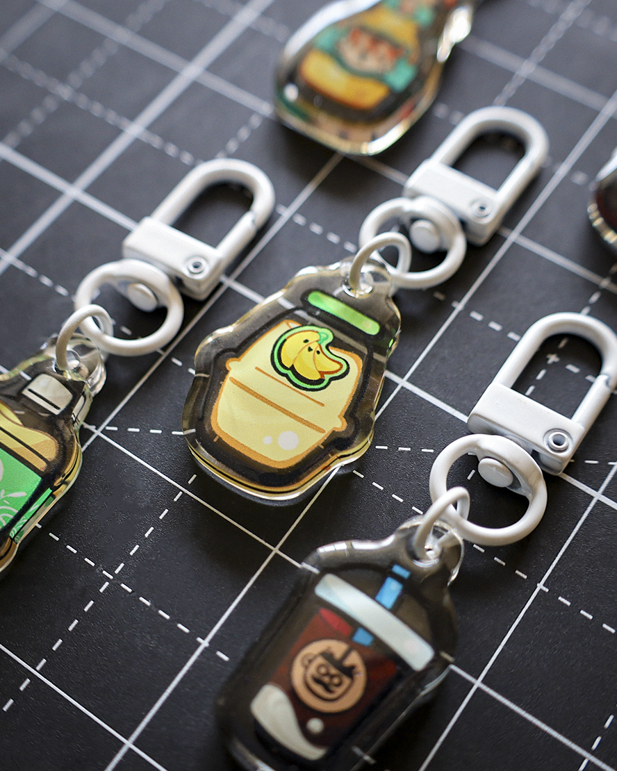 Moka Foodies - Bevy Acrylic Keychain (White Clasp)